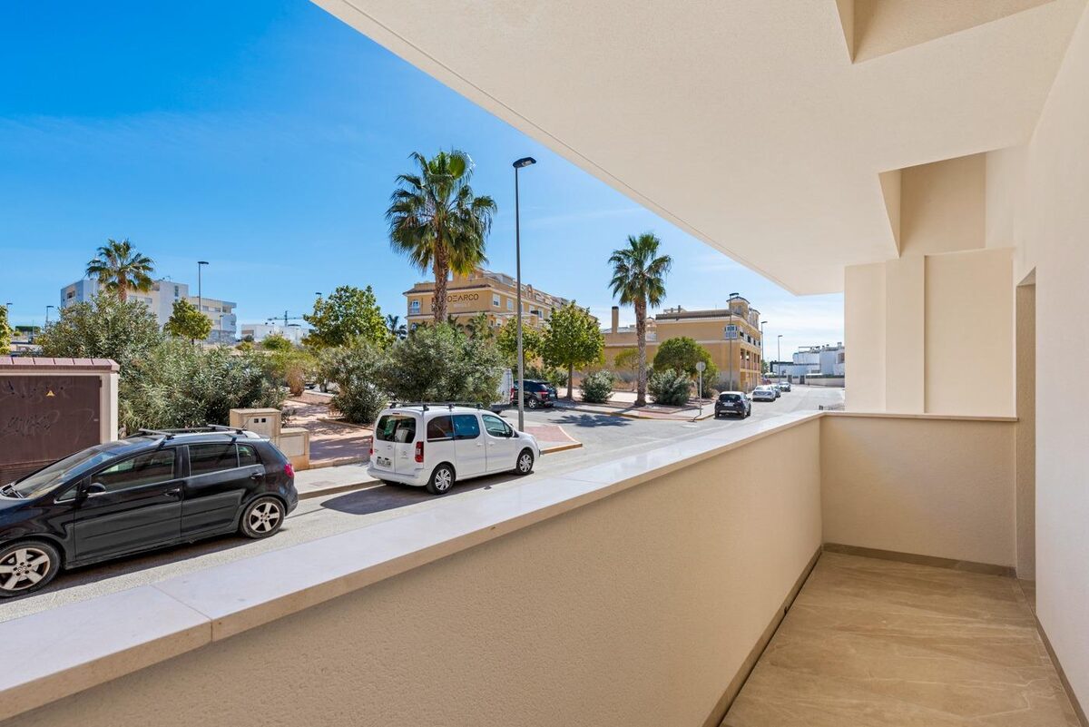 Apartament z 4 sypialniami, 88m² w Benijófar, Hiszpania [ID: 0137-N8201]