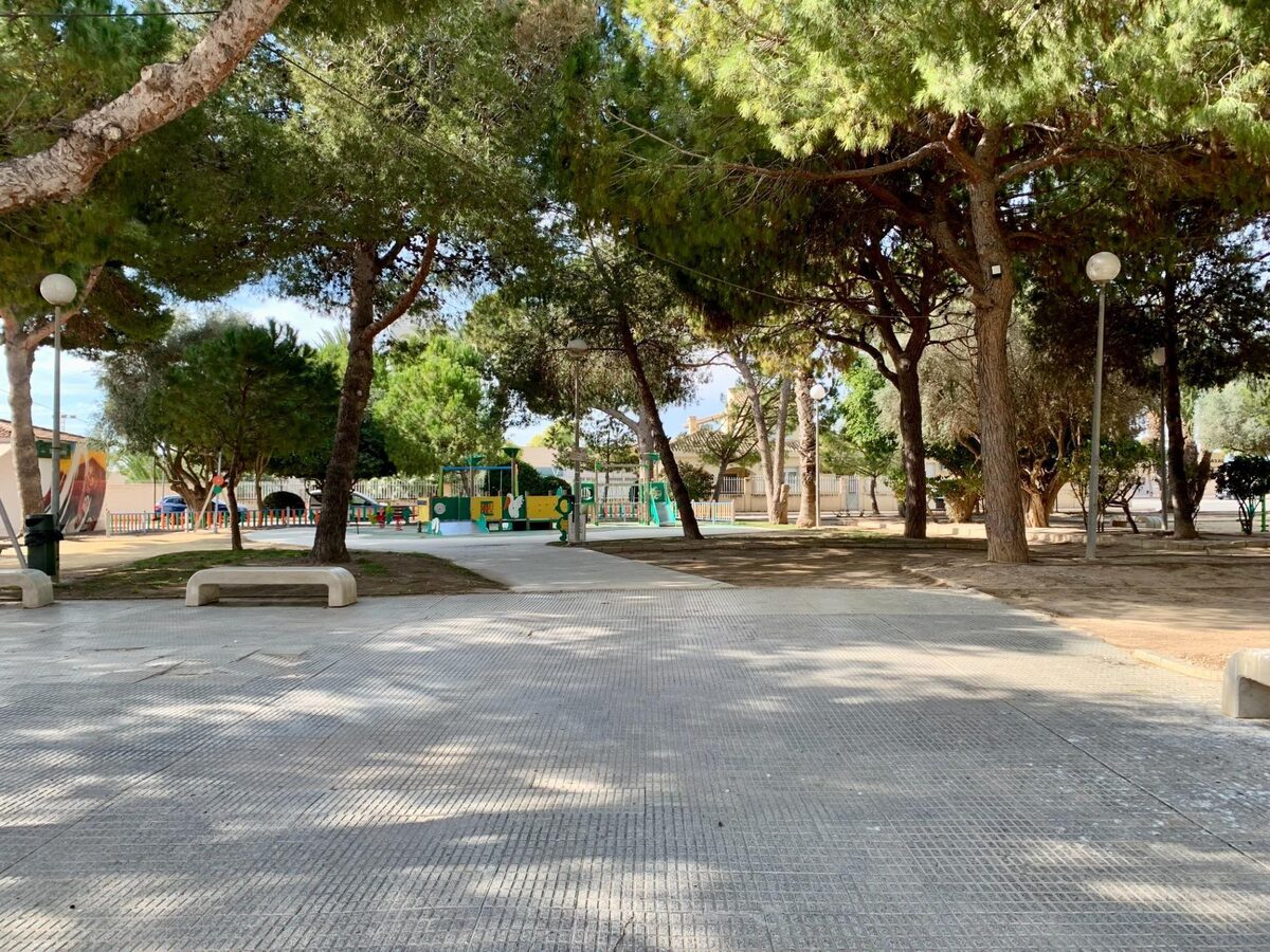 Willa z 4 sypialniami, 192m² w Los Alcazares, Hiszpania [ID: 0137-N8182]