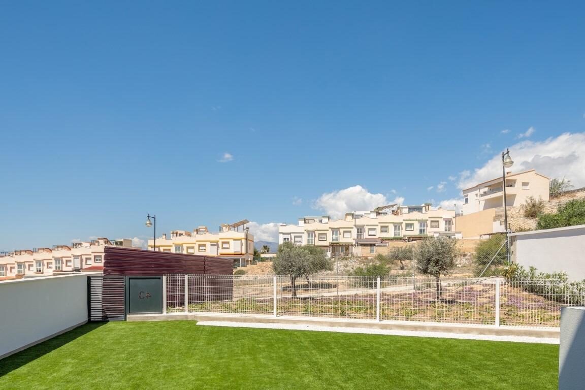 Willa z 4 sypialniami, 157m² w Finestrat, Hiszpania [ID: 0137-N8120]