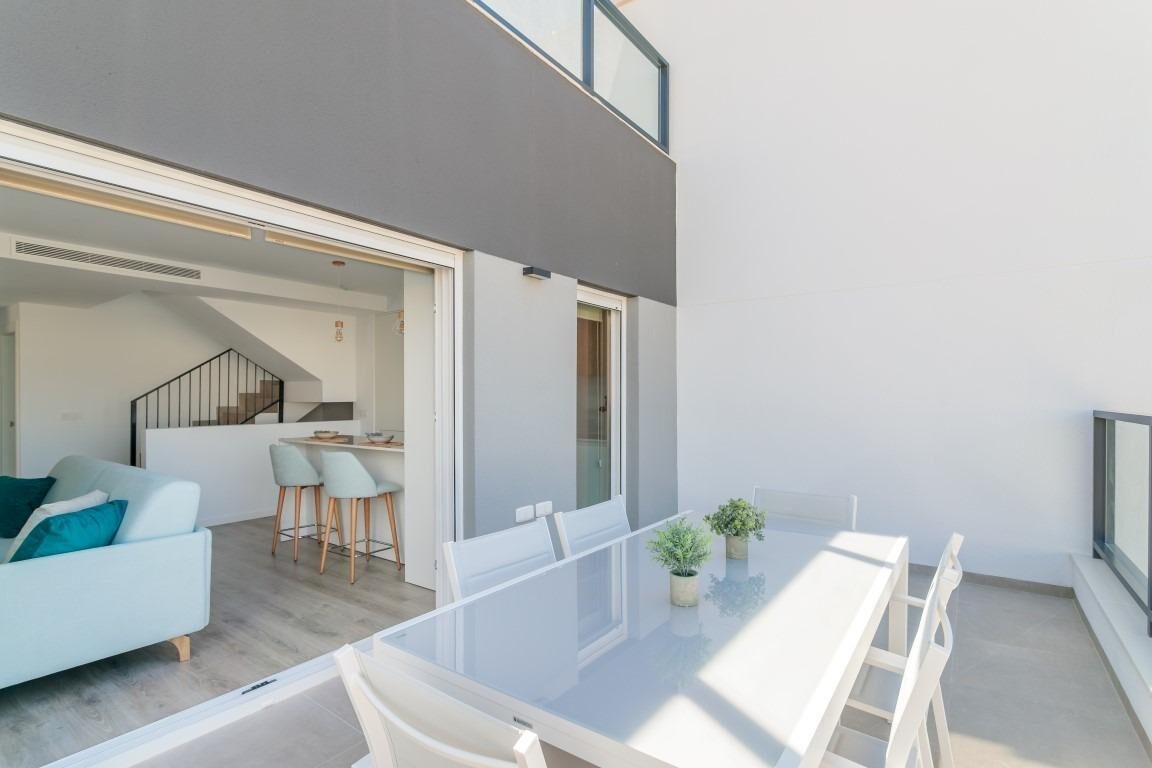 Willa z 4 sypialniami, 157m² w Finestrat, Hiszpania [ID: 0137-N8120]