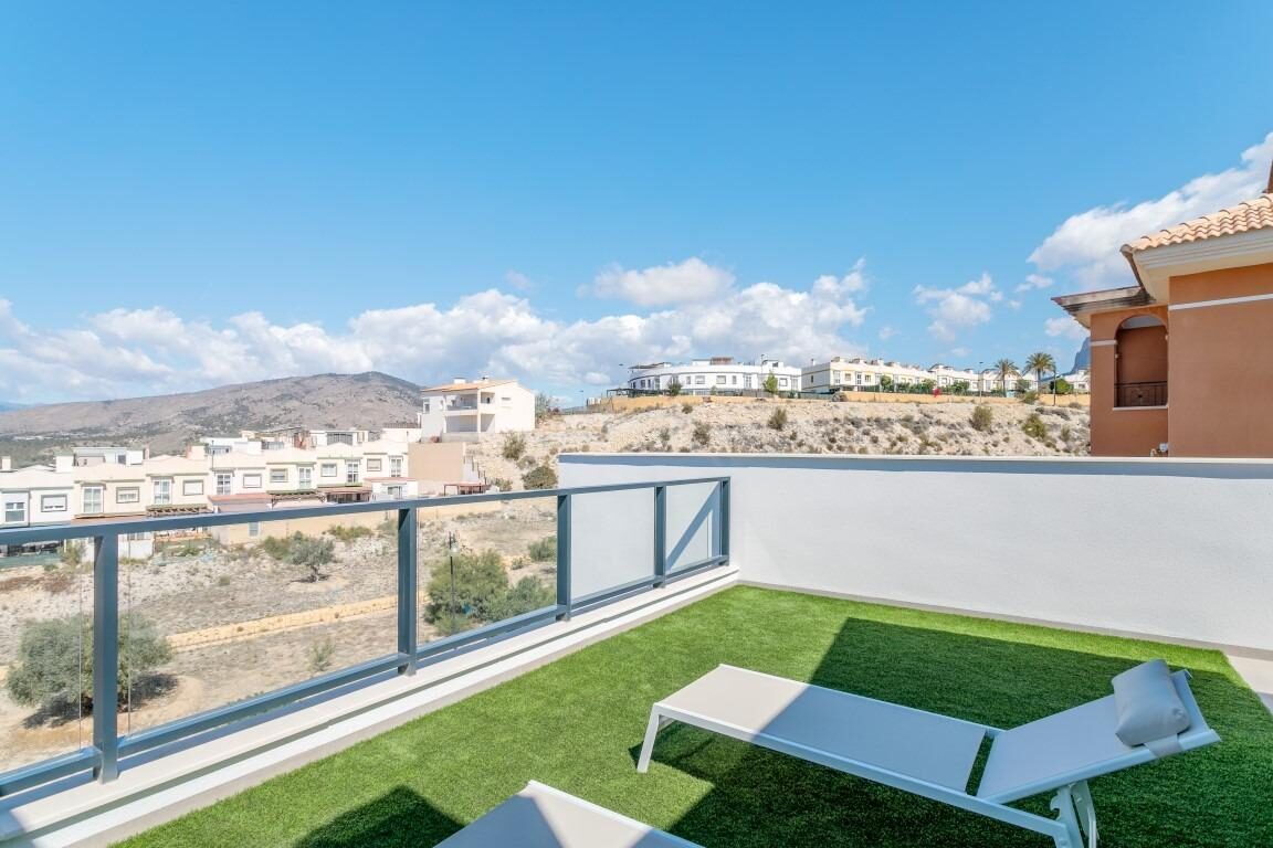 Willa z 4 sypialniami, 157m² w Finestrat, Hiszpania [ID: 0137-N8120]