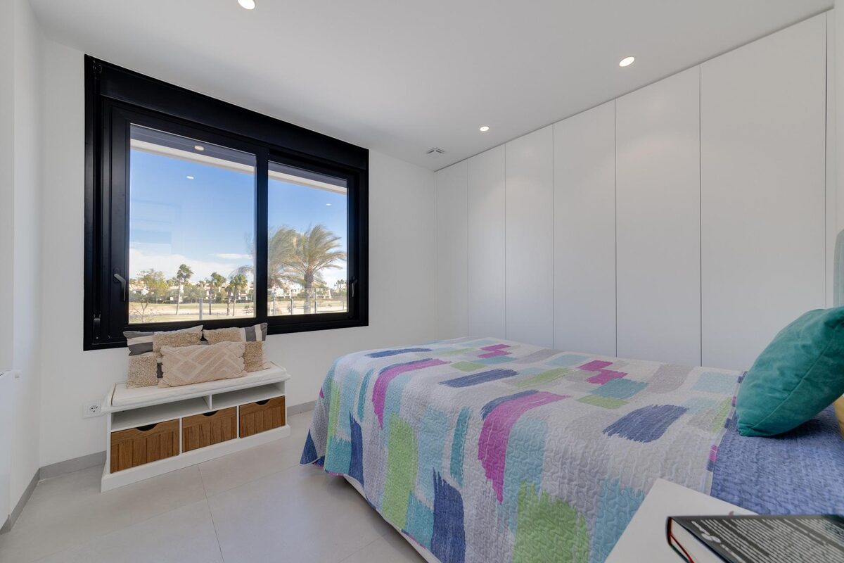 Villa with 3 bedrooms, 130m² in Pilar de la Horadada, Spain [ID: 0137-N8106]