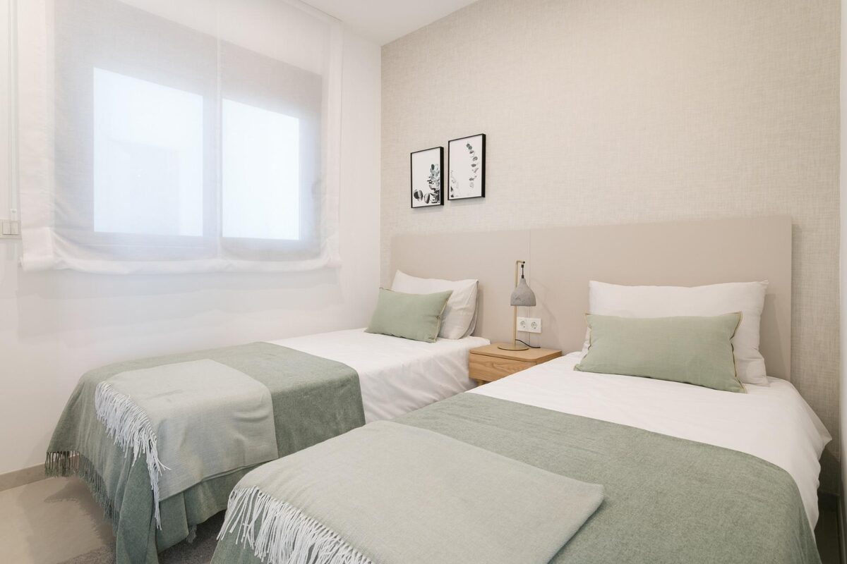 Penthouse z 3 sypialniami, 96m² w Torrevieja, Hiszpania [ID: 0137-N8104]