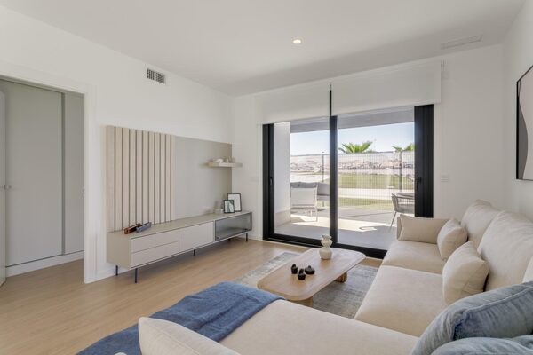 Penthouse w Torrevieja, Hiszpania, 96m² - obraz 18