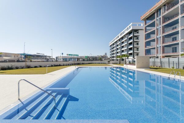 Penthouse w Torrevieja, Hiszpania, 96m² - obraz 6