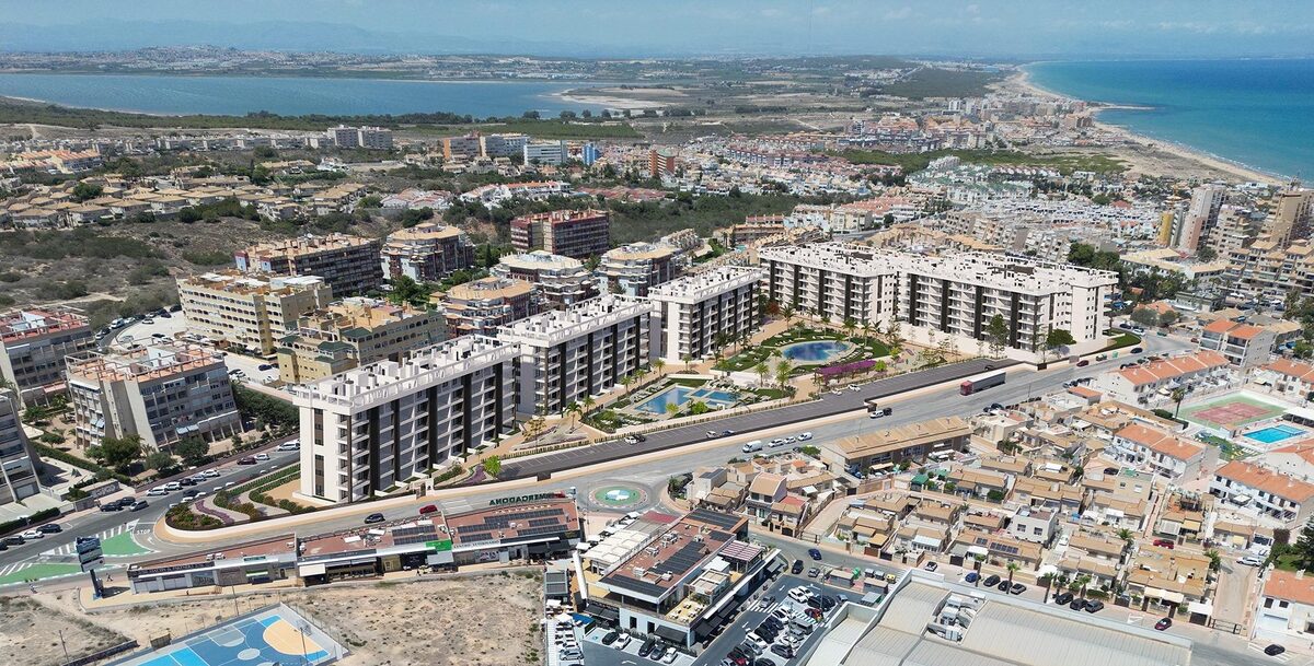 Penthouse z 3 sypialniami, 96m² w Torrevieja, Hiszpania [ID: 0137-N8104]