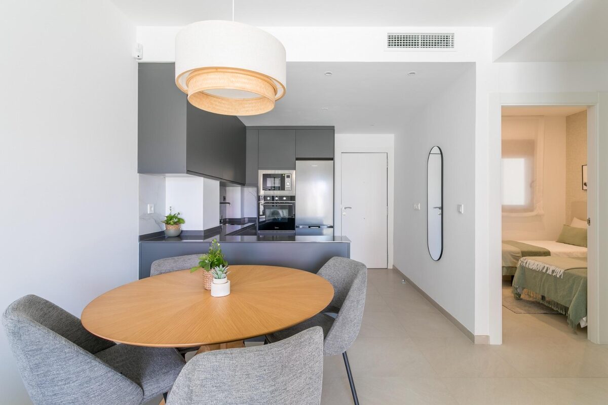 Penthouse z 3 sypialniami, 96m² w Torrevieja, Hiszpania [ID: 0137-N8104]
