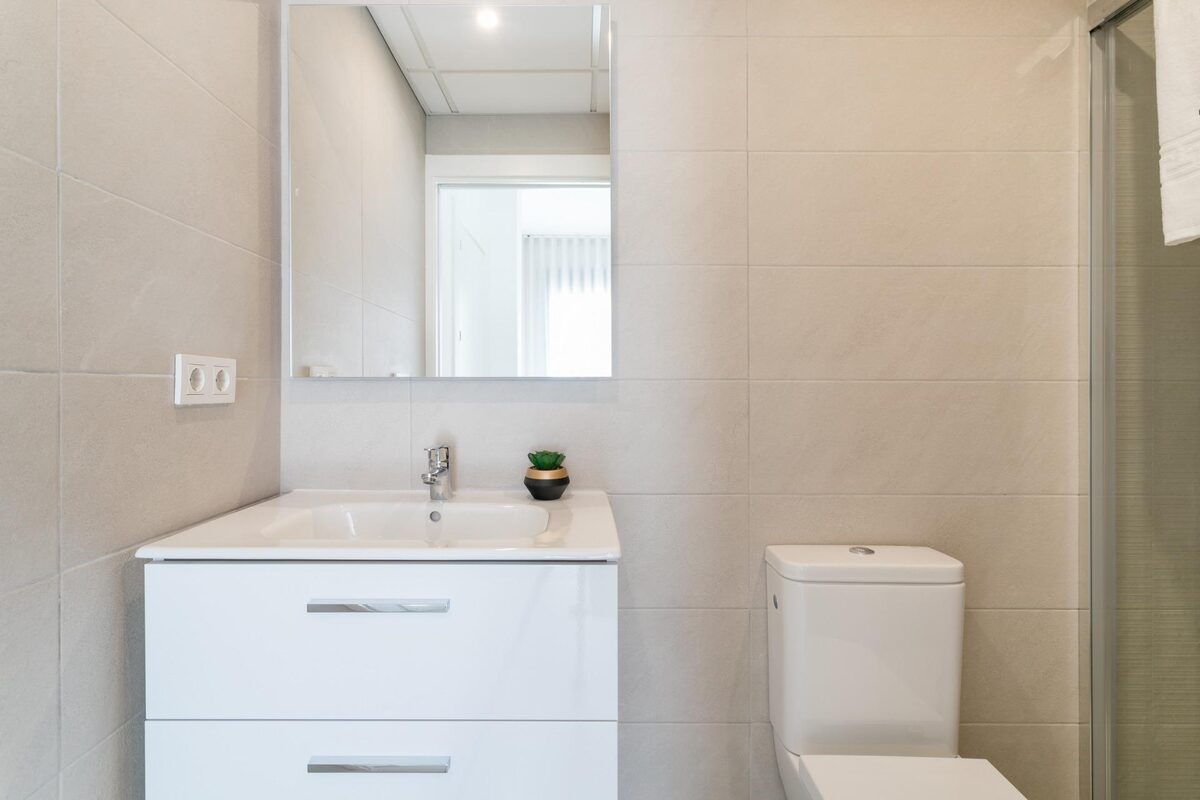 Penthouse z 3 sypialniami, 96m² w Torrevieja, Hiszpania [ID: 0137-N8104]