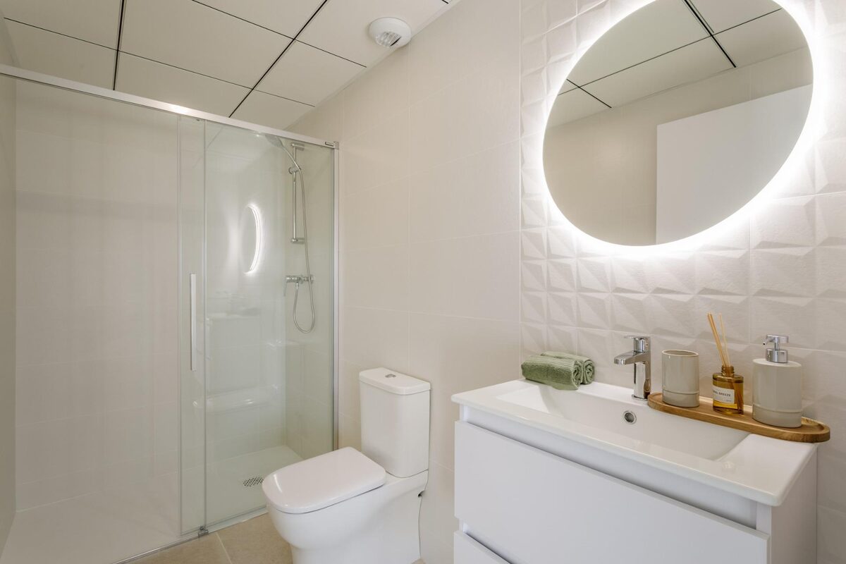 Apartament z 2 sypialniami, 65m² w Torrevieja, Hiszpania [ID: 0137-N8103]