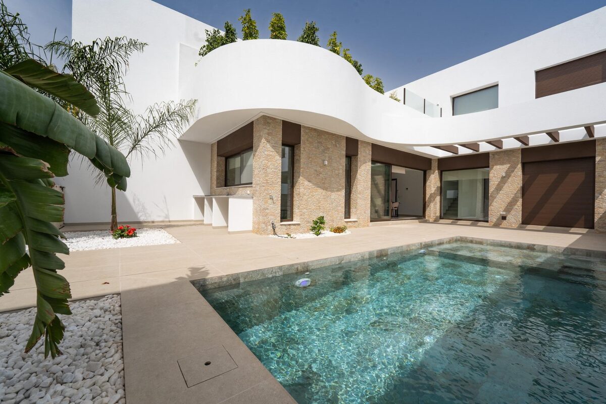 Villa with 3 bedrooms, 140m² in Almoradi, Spain [ID: 0137-N7669]