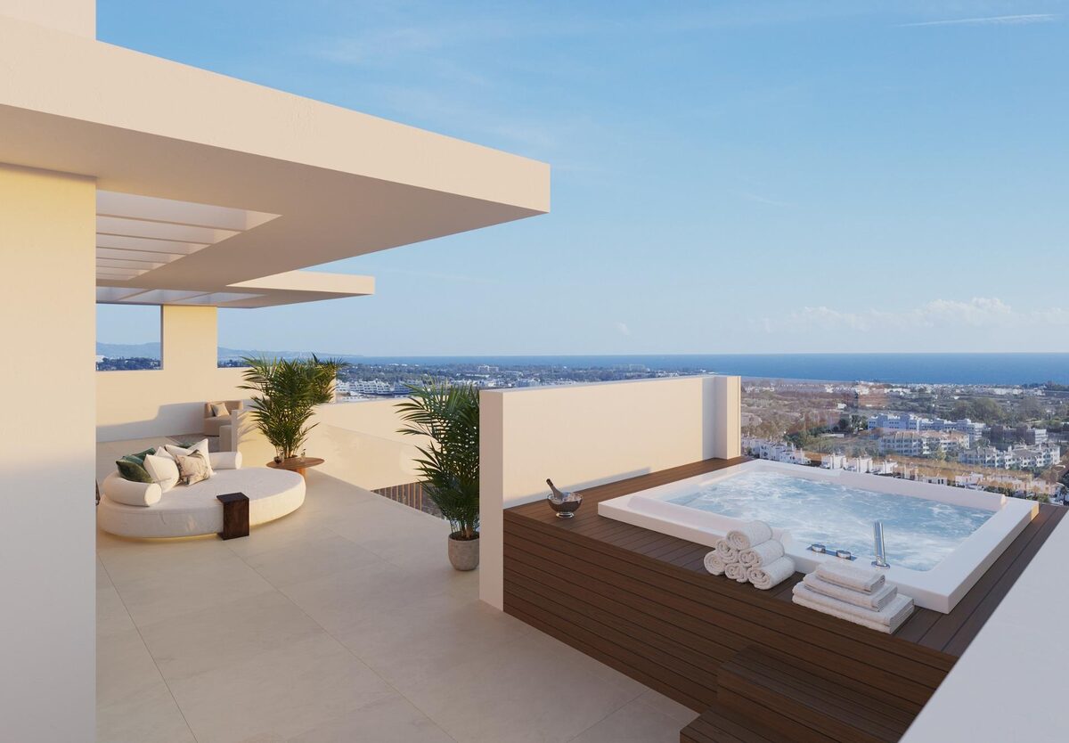 Villa with 4 bedrooms, 764m² in Estepona, Spain [ID: 0137-N8038]