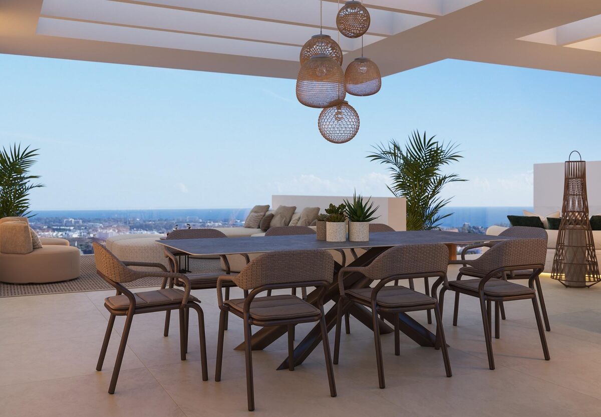 Villa with 4 bedrooms, 764m² in Estepona, Spain [ID: 0137-N8038]