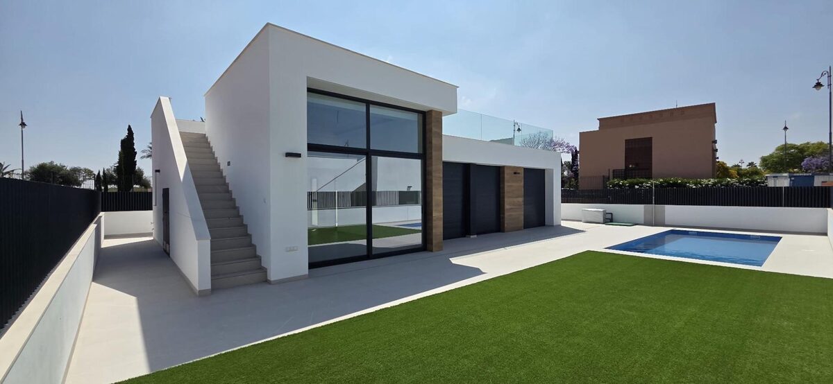 Villa with 3 bedrooms, 100m² in Alhama de Murcia, Spain [ID: 0137-N8029]