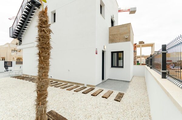 Willa w Torrevieja, Hiszpania, 105m² - obraz 43