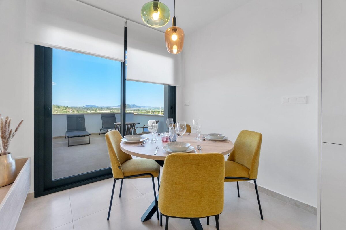 Bungalow z 3 sypialniami, 69m² w Torrevieja, Hiszpania [ID: 0137-N7912]