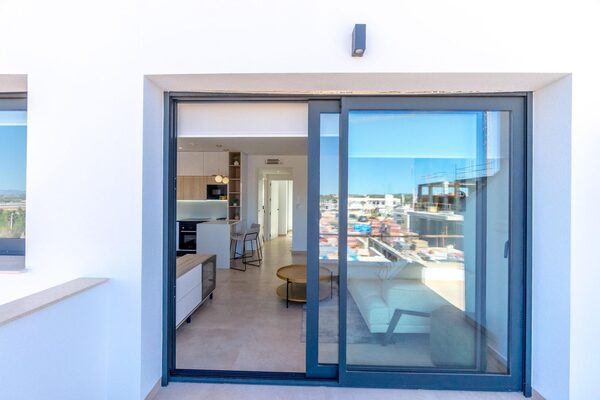 Bungalow w Torrevieja, Hiszpania, 69m² - obraz 45