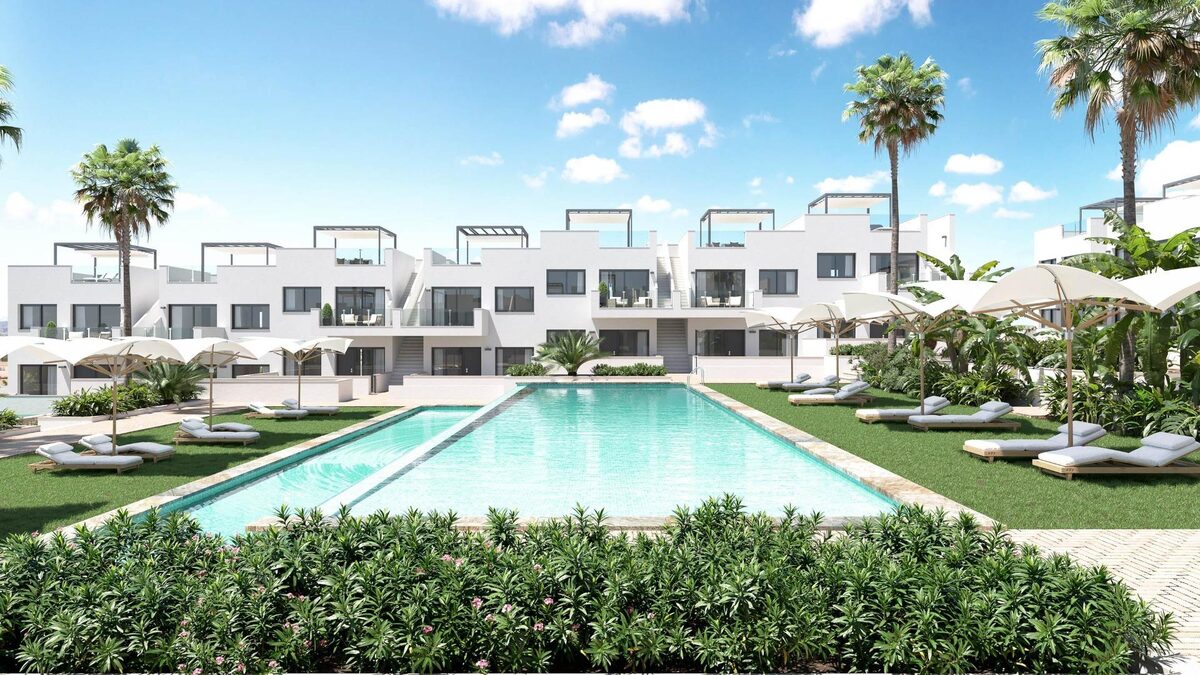 Bungalow z 2 sypialniami, 69m² w Torrevieja, Hiszpania [ID: 0137-N7911]