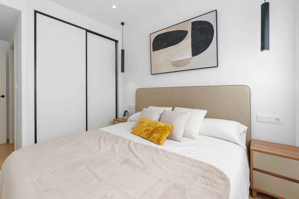 Bungalow z 2 sypialniami, 69m² w Torrevieja, Hiszpania [ID: 0137-N7911]