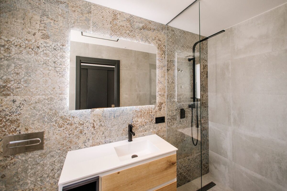 Бунгало с 4 спальнями, 258м² в Рохалес, Испания [ID: 0137-N7417]