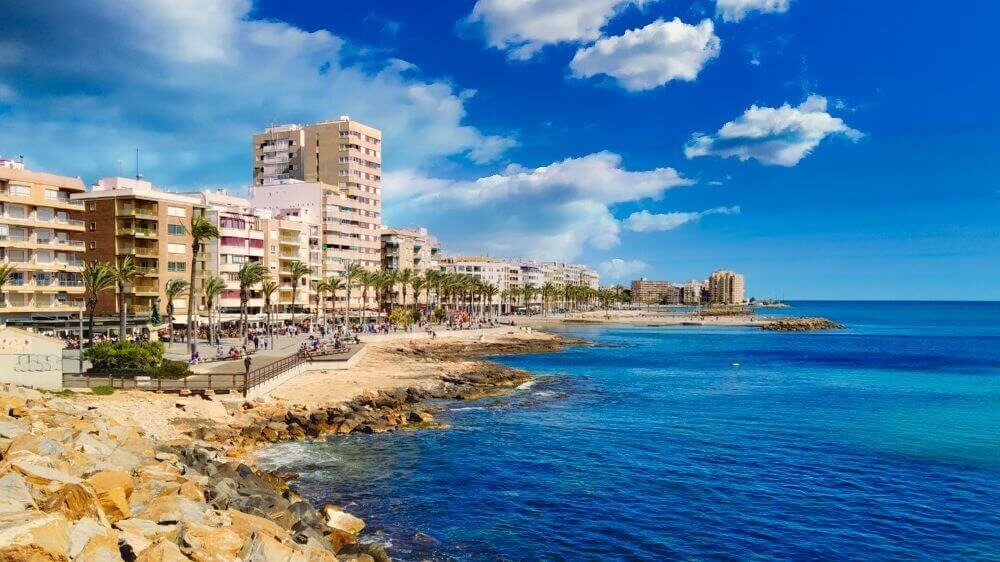 Bungalow with 2 bedrooms, 75m² in Torrevieja, Spain [ID: 0137-N6848]