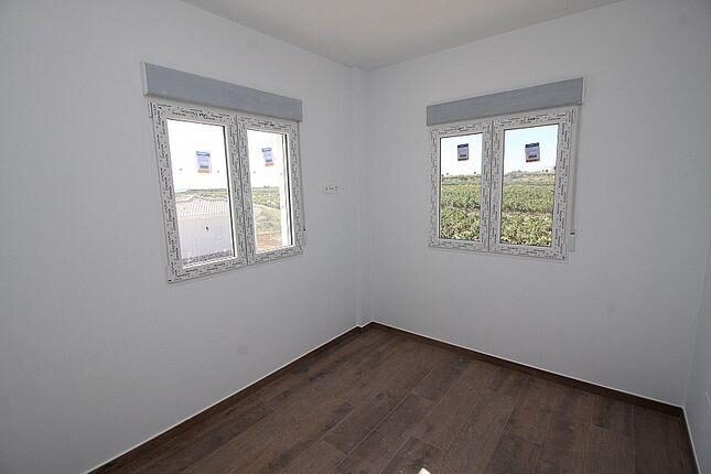 Вилла с 4 спальнями, 150м² в Пиносо, Испания [ID: 0137-N7755]