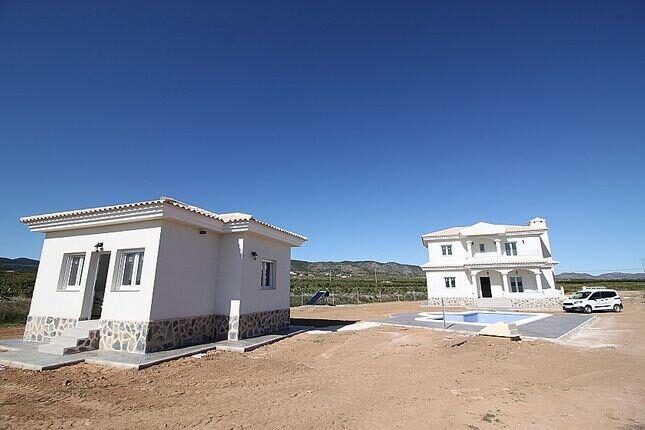 Вилла с 4 спальнями, 150м² в Пиносо, Испания [ID: 0137-N7755]