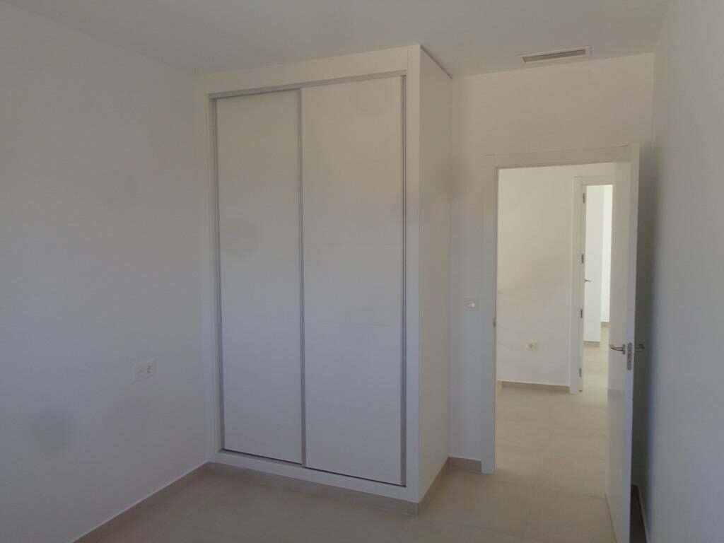 Вілла з 4 спальнями, 163м² в Піносо, Іспанія [ID: 0137-N7756]