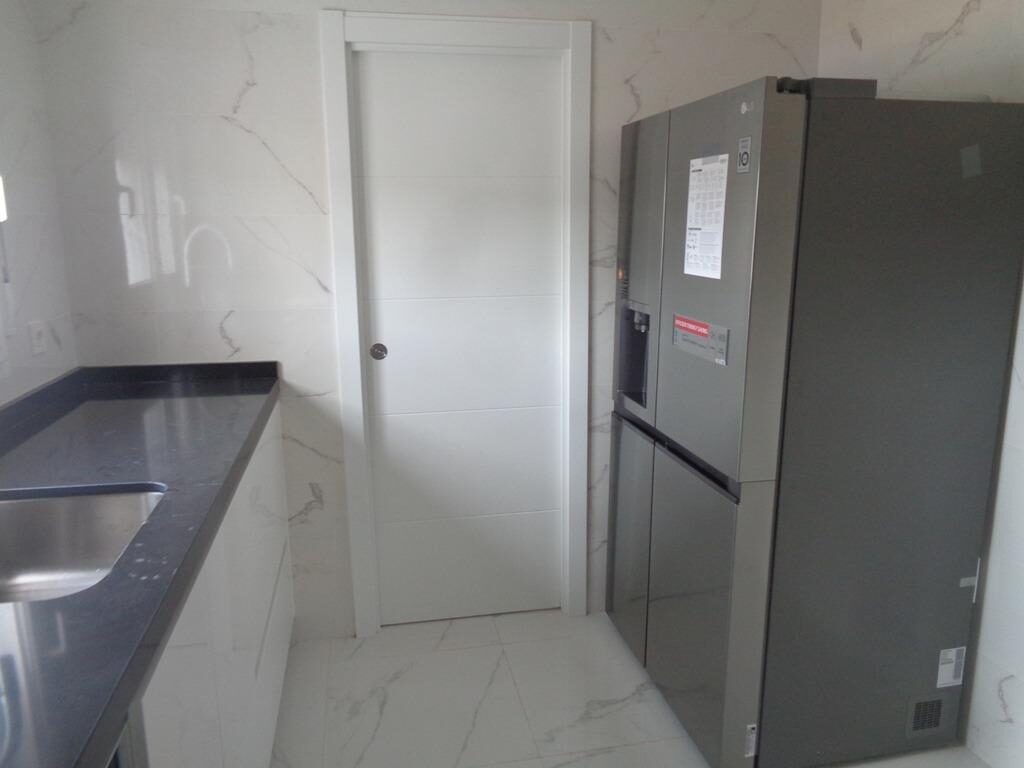 Villa with 4 bedrooms, 180m² in Pinoso, Spain [ID: 0137-N7757]