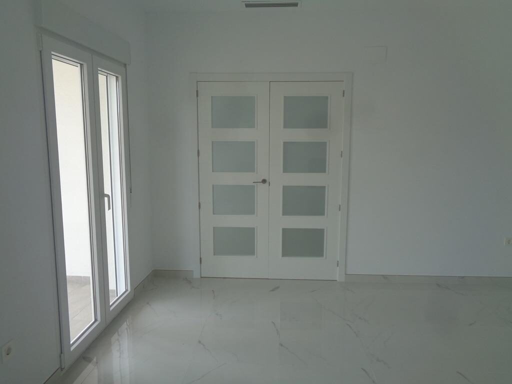 Villa with 4 bedrooms, 180m² in Pinoso, Spain [ID: 0137-N7757]