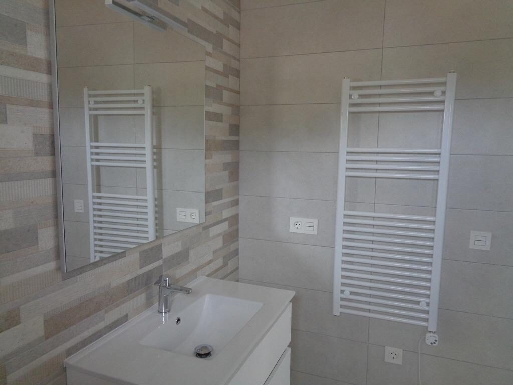 Villa with 4 bedrooms, 180m² in Pinoso, Spain [ID: 0137-N7757]