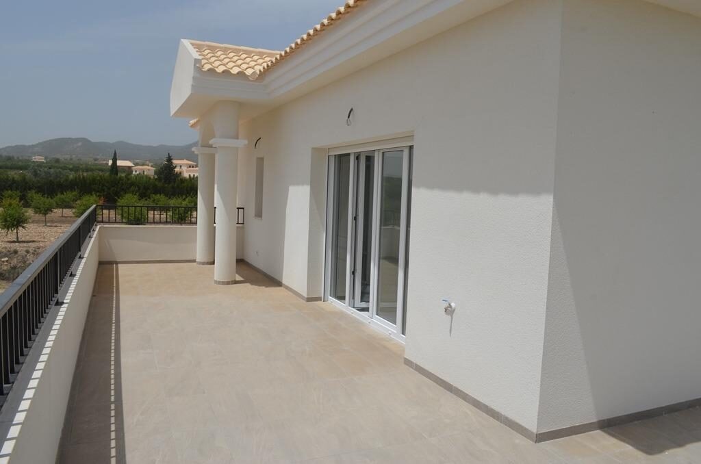 Villa with 4 bedrooms, 225m² in Pinoso, Spain [ID: 0137-N7758]