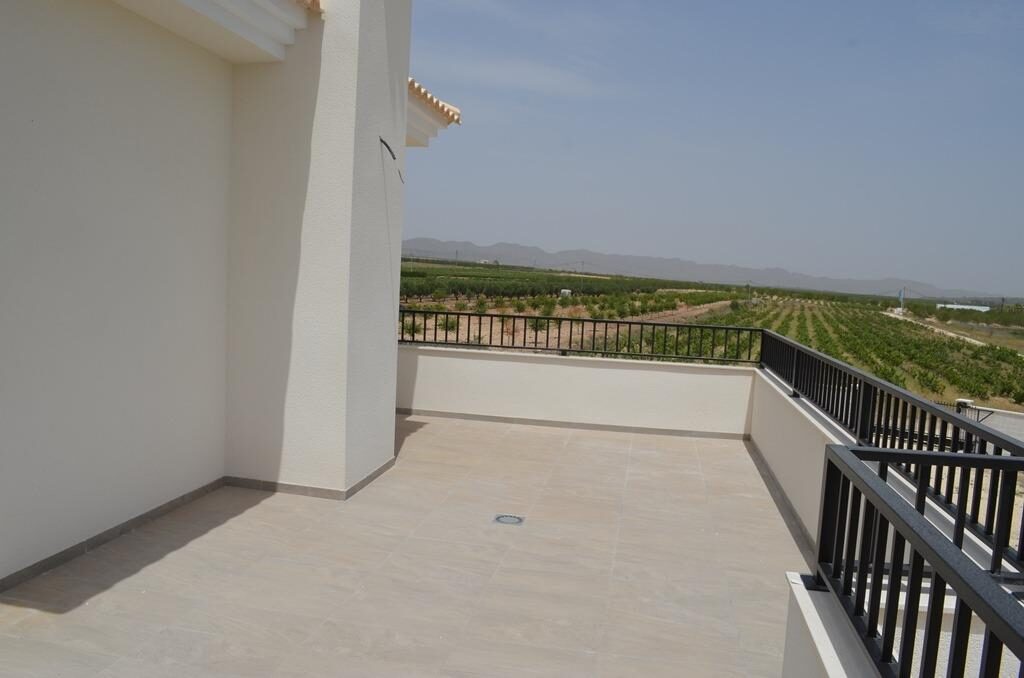 Villa with 4 bedrooms, 225m² in Pinoso, Spain [ID: 0137-N7758]
