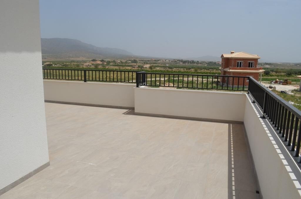 Villa with 4 bedrooms, 225m² in Pinoso, Spain [ID: 0137-N7758]