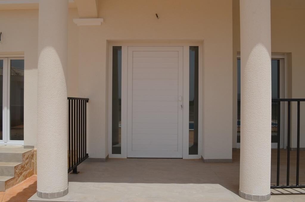 Villa with 4 bedrooms, 225m² in Pinoso, Spain [ID: 0137-N7758]