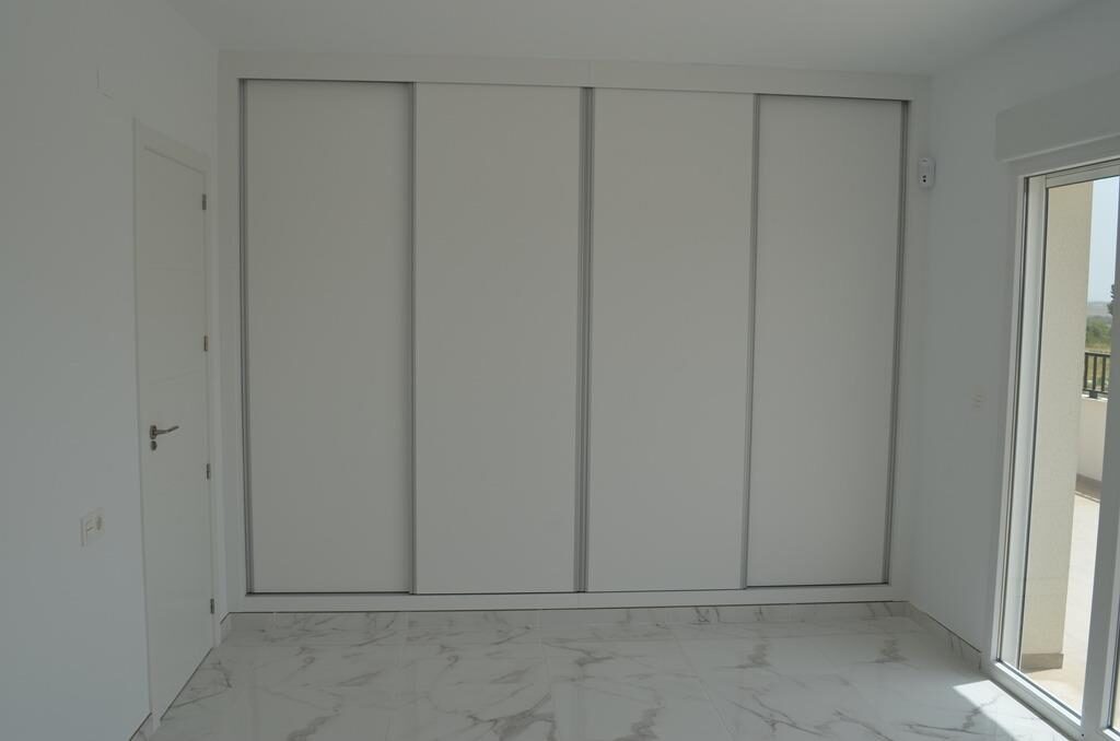 Villa with 4 bedrooms, 225m² in Pinoso, Spain [ID: 0137-N7758]