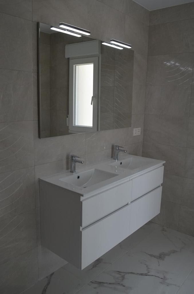 Villa with 4 bedrooms, 225m² in Pinoso, Spain [ID: 0137-N7758]