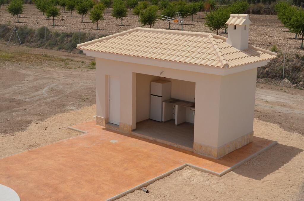 Villa with 4 bedrooms, 225m² in Pinoso, Spain [ID: 0137-N7758]