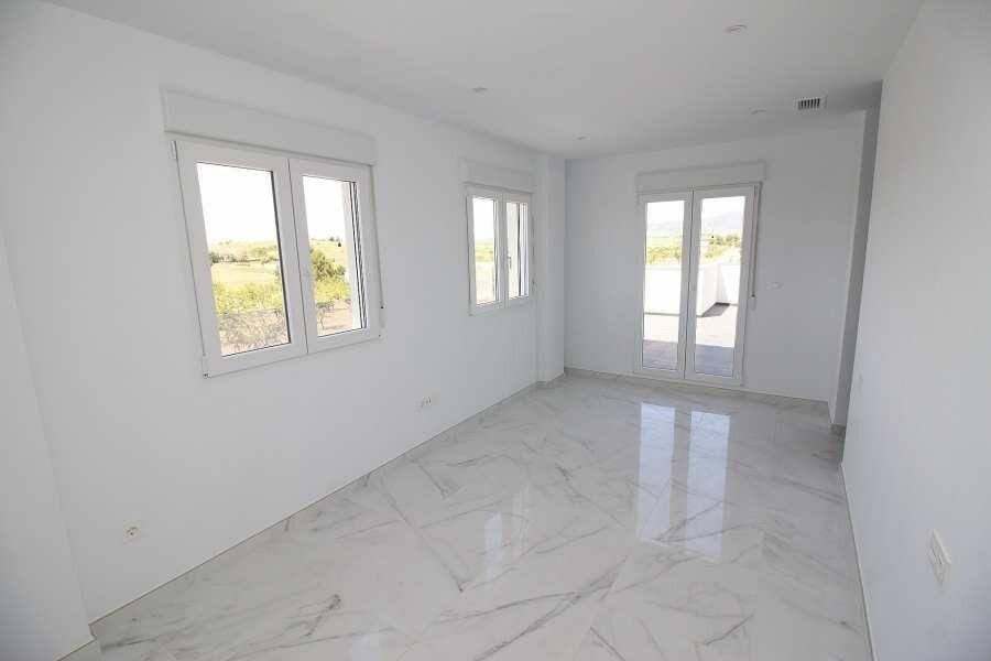 Villa with 4 bedrooms, 245m² in Pinoso, Spain [ID: 0137-N7759]