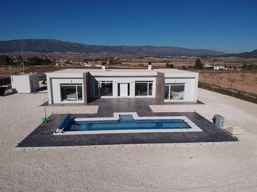 Villa with 3 bedrooms, 145m² in Pinoso, Spain [ID: 0137-N7761]