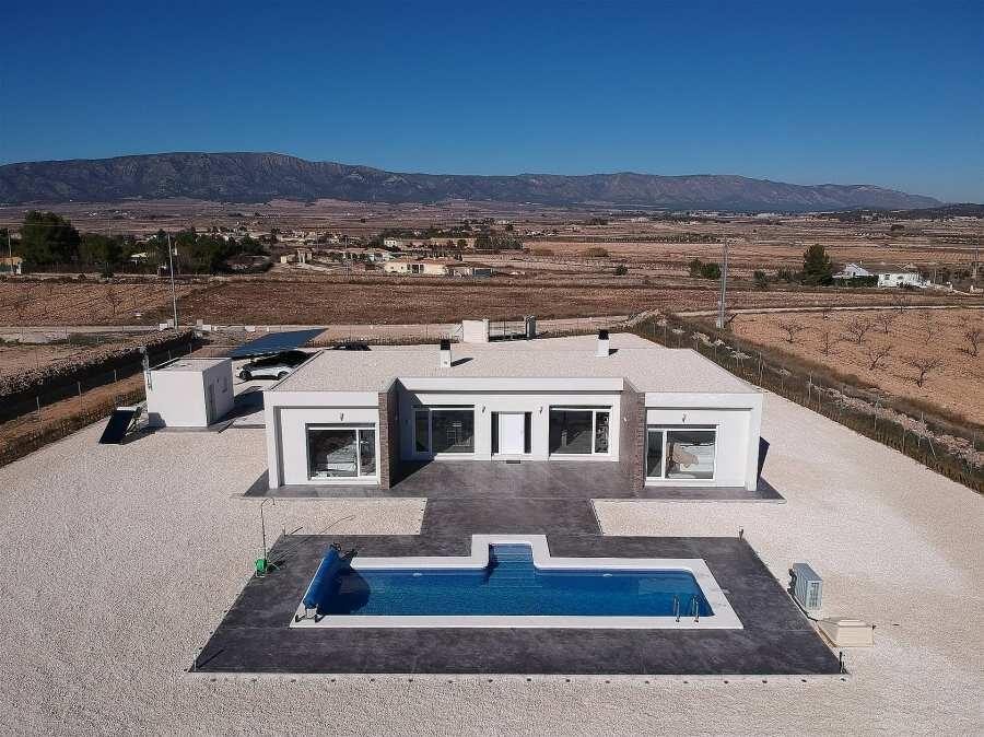 Villa with 3 bedrooms, 145m² in Pinoso, Spain [ID: 0137-N7761]