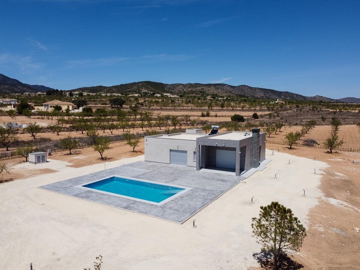 Villa with 3 bedrooms, 145m² in Pinoso, Spain [ID: 0137-N7761]