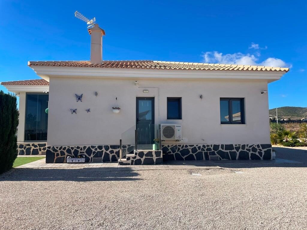 Villa with 3 bedrooms, 120m² in Pinoso, Spain [ID: 0137-N7754]