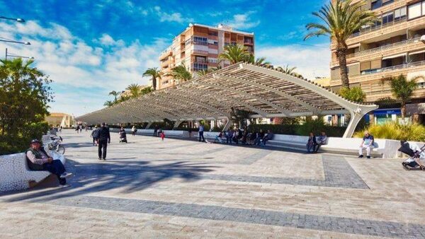 Penthouse w Torrevieja, Hiszpania, 64m² - obraz 20