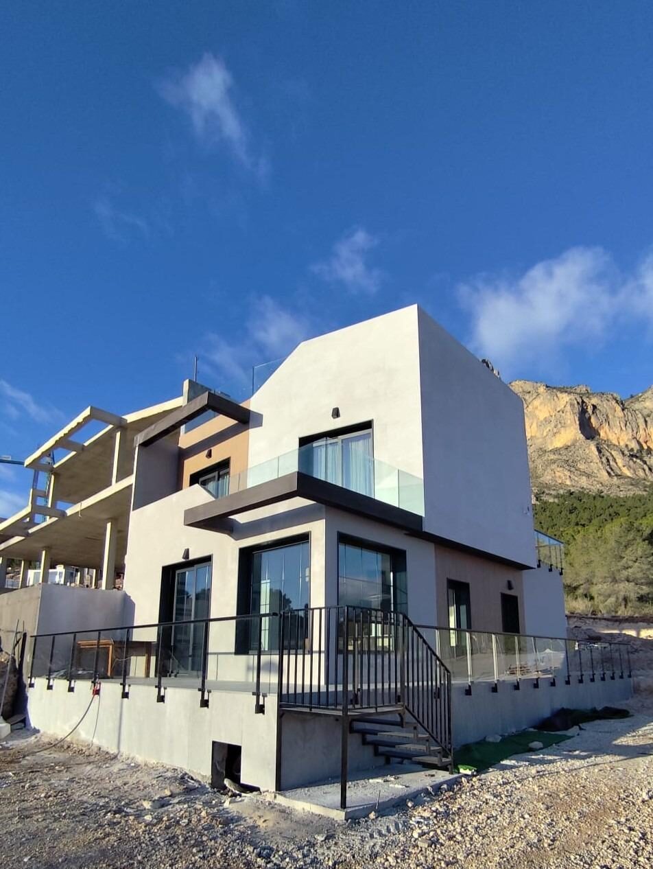 Villa with 3 bedrooms, 121m² in Polop, Spain [ID: 0137-N7505]