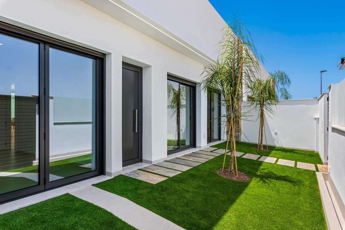 Townhouse with 3 bedrooms, 109m² in Los Alcazares, Spain [ID: 0137-N7360]