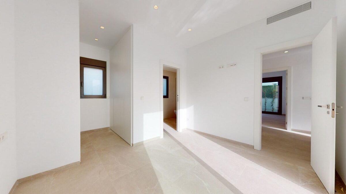 Willa z 3 sypialniami, 140m² w Los Alcazares, Hiszpania [ID: 0137-N7361]