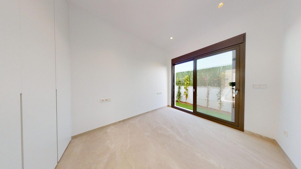 Willa z 3 sypialniami, 140m² w Los Alcazares, Hiszpania [ID: 0137-N7361]