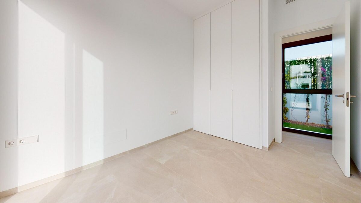 Willa z 3 sypialniami, 140m² w Los Alcazares, Hiszpania [ID: 0137-N7361]