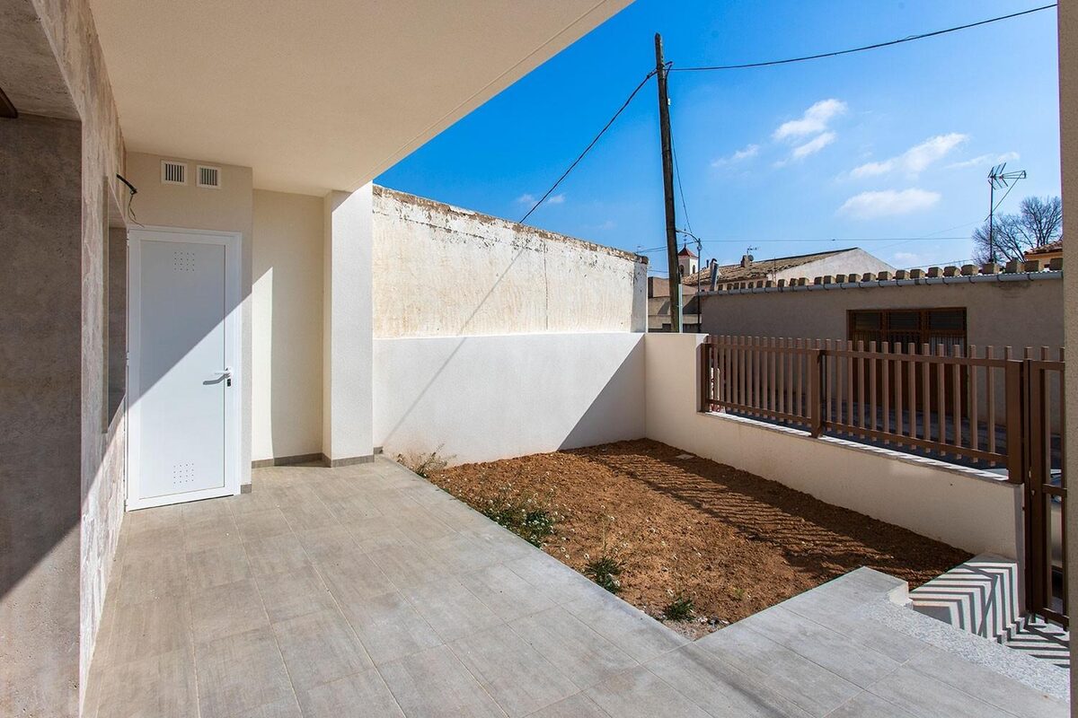 Bungalow z 3 sypialniami, 101m² w Hondón de las Nieves, Hiszpania [ID: 0137-N7358]