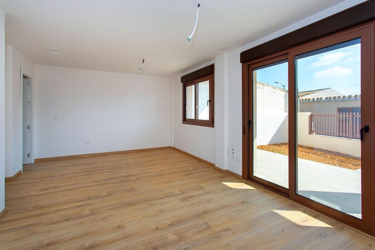 Bungalow z 3 sypialniami, 101m² w Hondón de las Nieves, Hiszpania [ID: 0137-N7358]